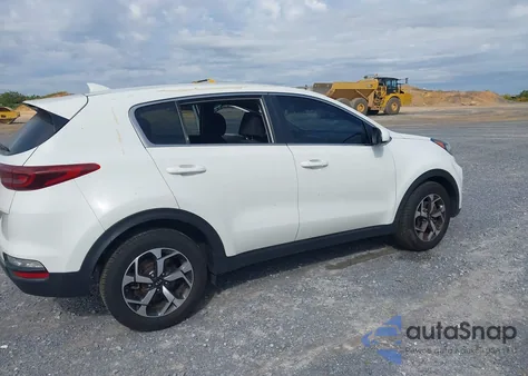2020 Kia Sportage Lx z USA, uszkodzony, nr VIN KNDPM3AC3L7722023